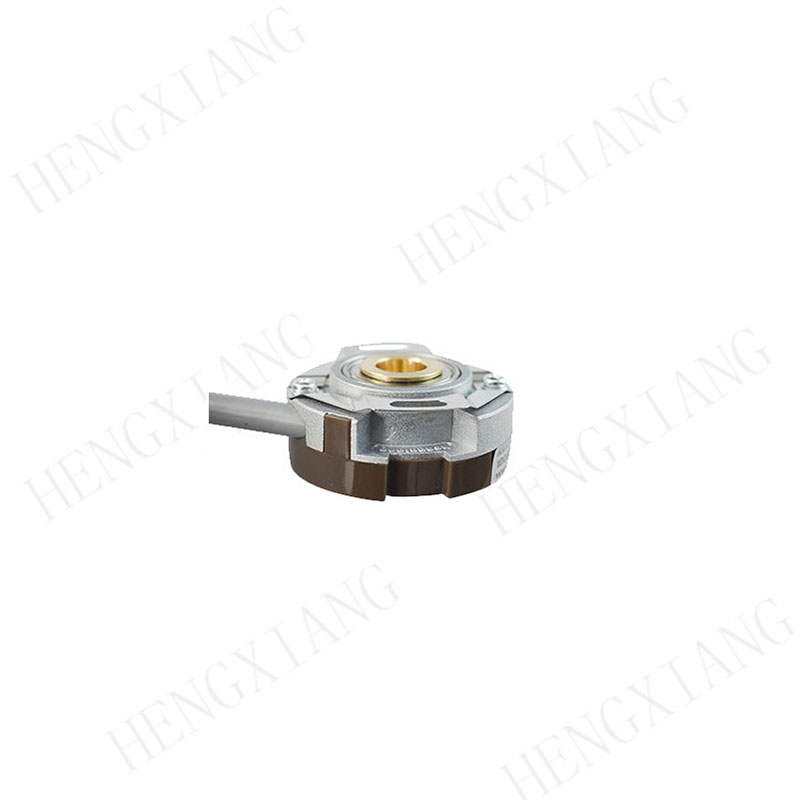 KN40 servo motor encoder outer diameter 40mm thickness 20mm through hole 6mm/8mm/9/10mm 1000ppr-20000ppr hollow encoder QR145-05/05-1000-6-01-T3-01-0